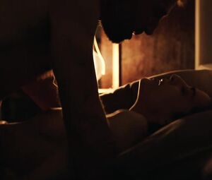 Le Bureau des Legendes s05e07 (2020) - Zineb Triki sex scene