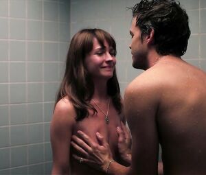 Britt Robertson nude – Girlboss s01e08 (2017)